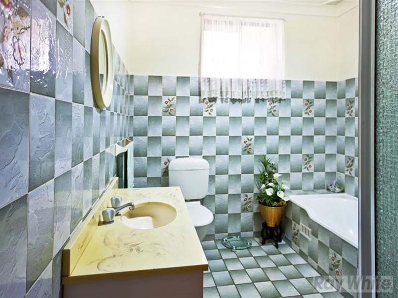 6 Marvell Road, Wetherill Park NSW 2164