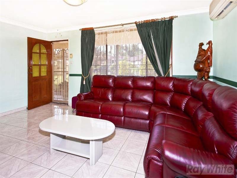 32/30 Devenish Street, Greenfield Park NSW 2176