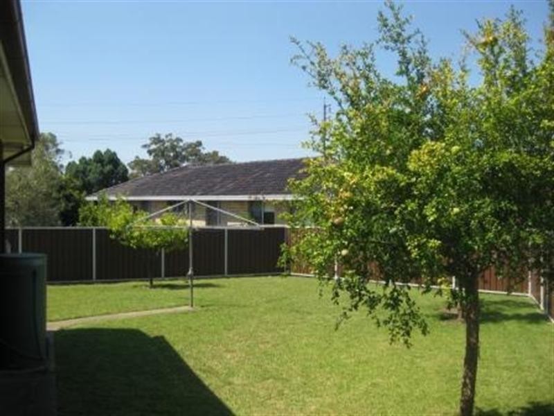 Fairfield West NSW 2165