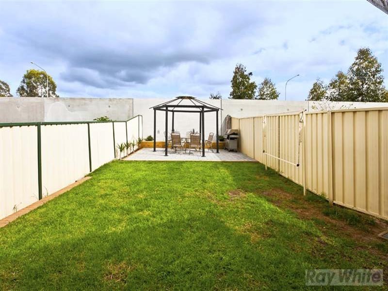 4/20 Packard Close, Horningsea Park NSW 2171