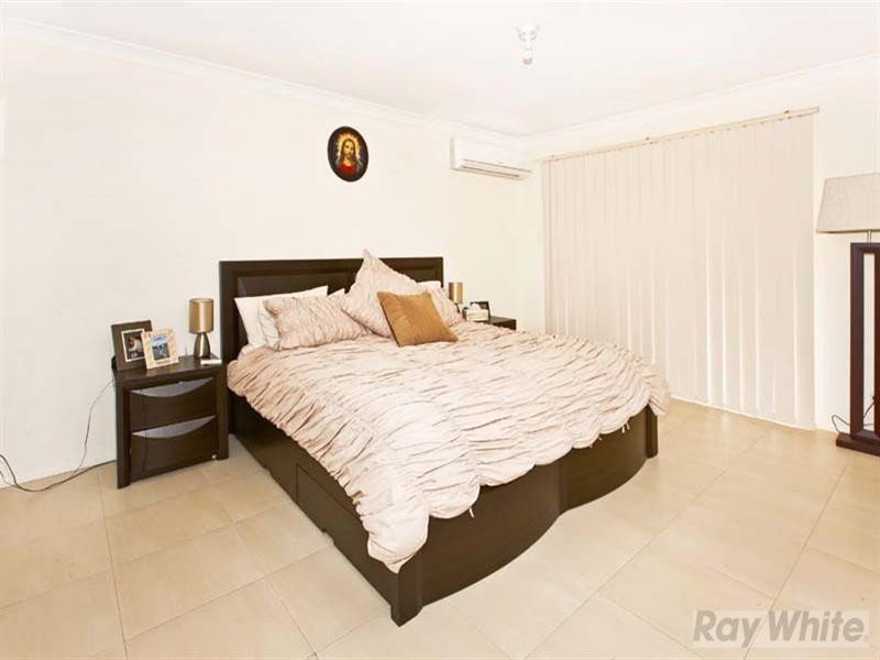 4/20 Packard Close, Horningsea Park NSW 2171