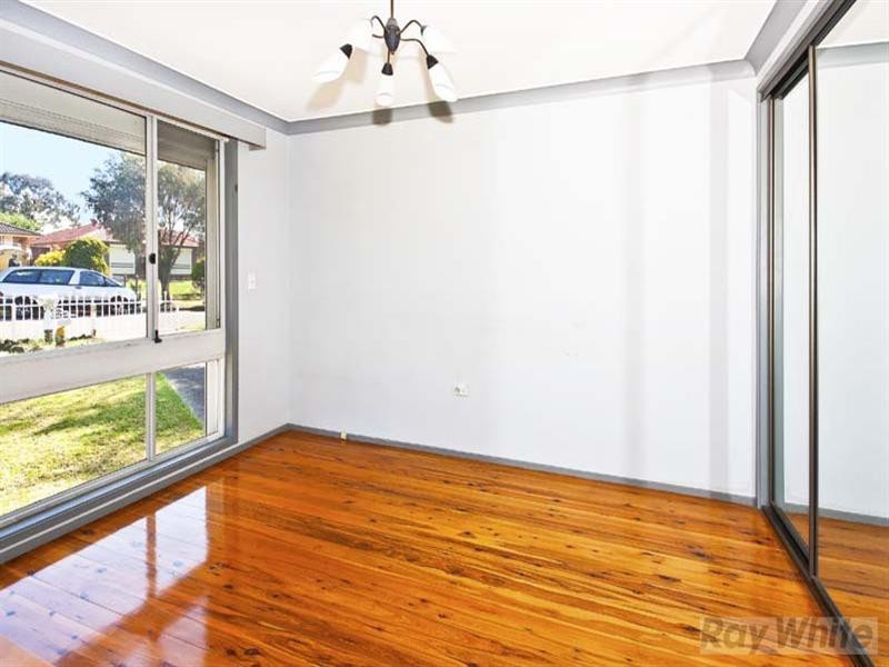 25 Pirie Close, Wakeley NSW 2176