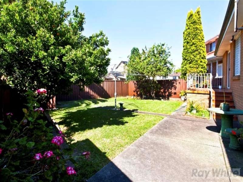 25 Pirie Close, Wakeley NSW 2176