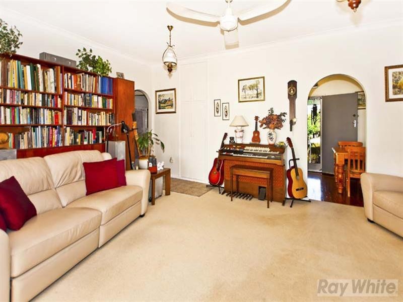 15 Jordan Street, Fairfield West NSW 2165