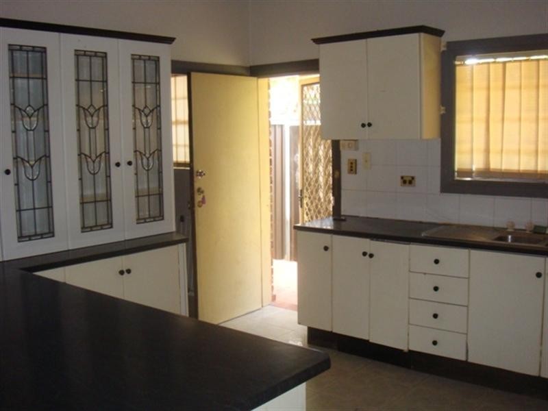 2B Lewers Close, Abbotsbury NSW 2176