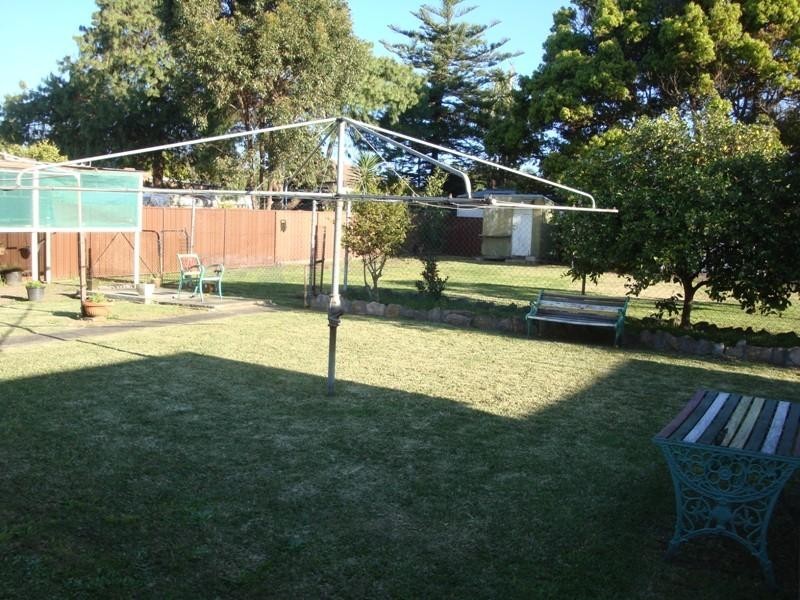 2 Moir Street, Smithfield NSW 2164