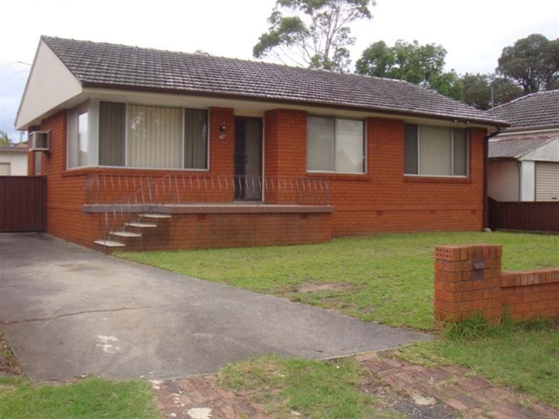 Fairfield West NSW 2165