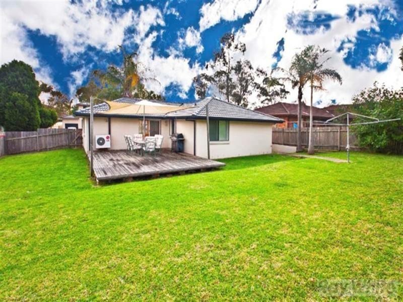 100 Keppel Circuit, Hinchinbrook NSW 2168