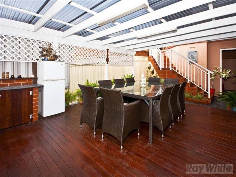 8 Rene Place, Cecil Hills NSW 2171