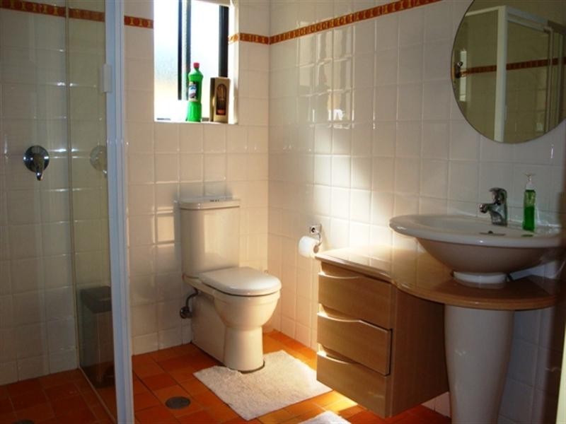 4 Rabaul Close, Bossley Park NSW 2176