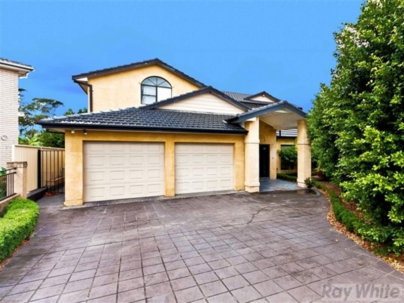 4 Rabaul Close, Bossley Park NSW 2176