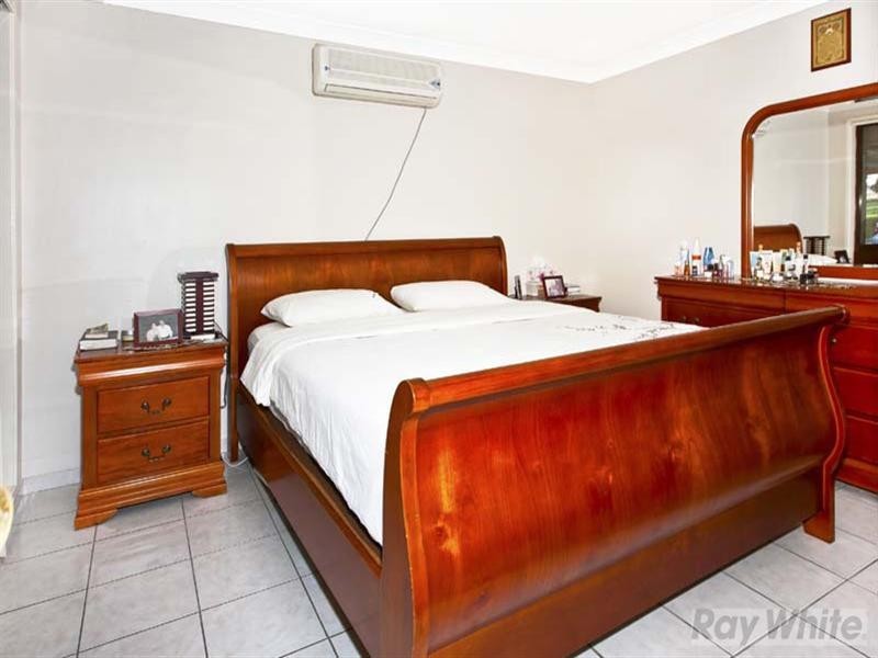 306 Prairievale Road, Prairiewood NSW 2176