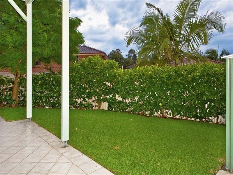 4 Rene Place, Cecil Hills NSW 2171