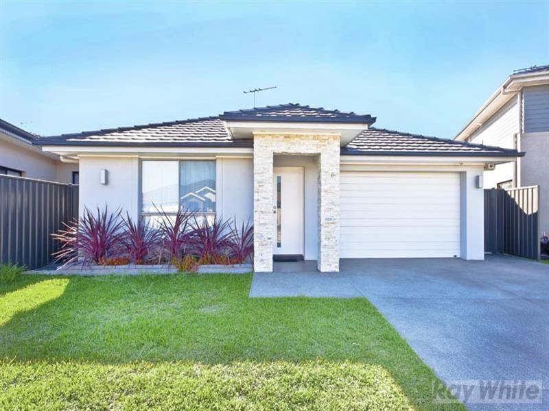 16 Bangalow Place, Hoxton Park NSW 2171