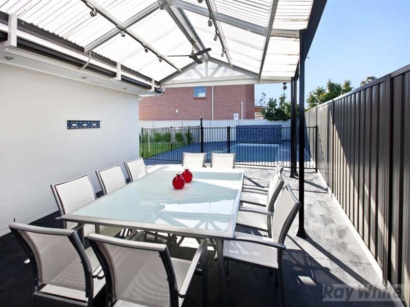 16 Bangalow Place, Hoxton Park NSW 2171