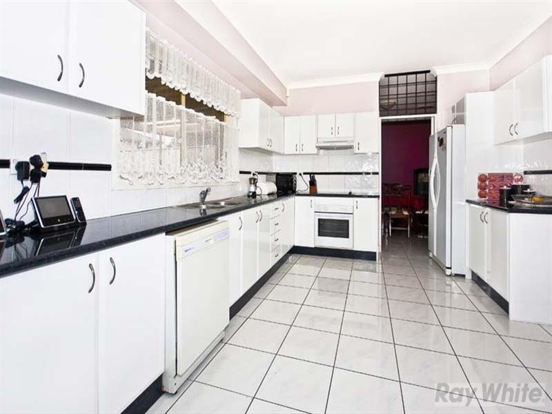 81 Lancaster Avenue, Cecil Hills NSW 2171