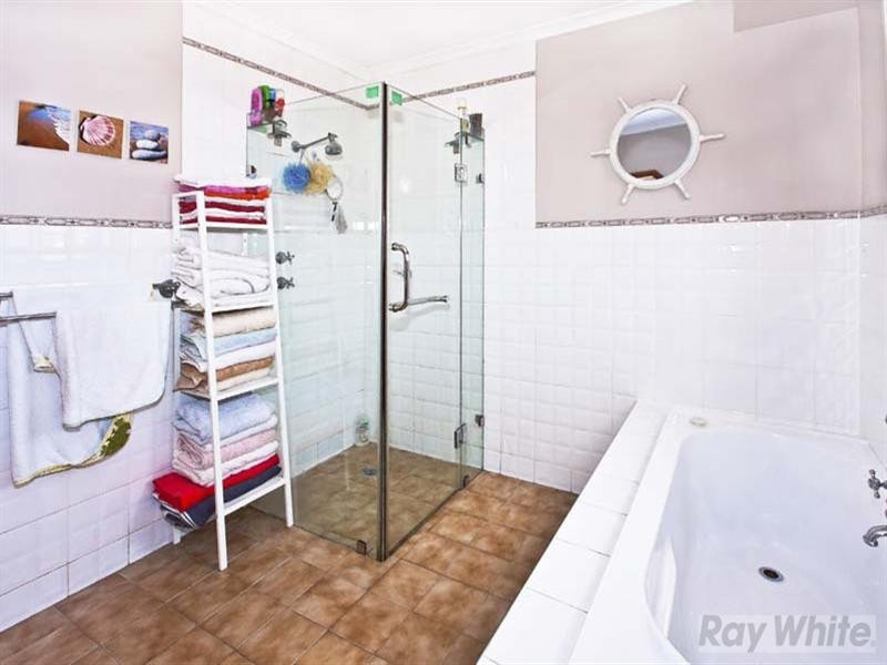 8 Hasluck Road, Bonnyrigg NSW 2177