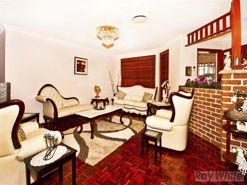 5 Christabel Place, Cecil Hills NSW 2171