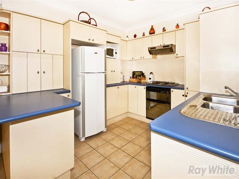 1/19 Davina Crescent, Cecil Hills NSW 2171