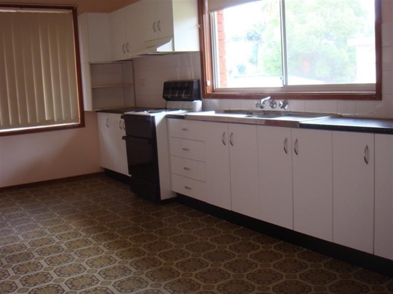 Fairfield West NSW 2165