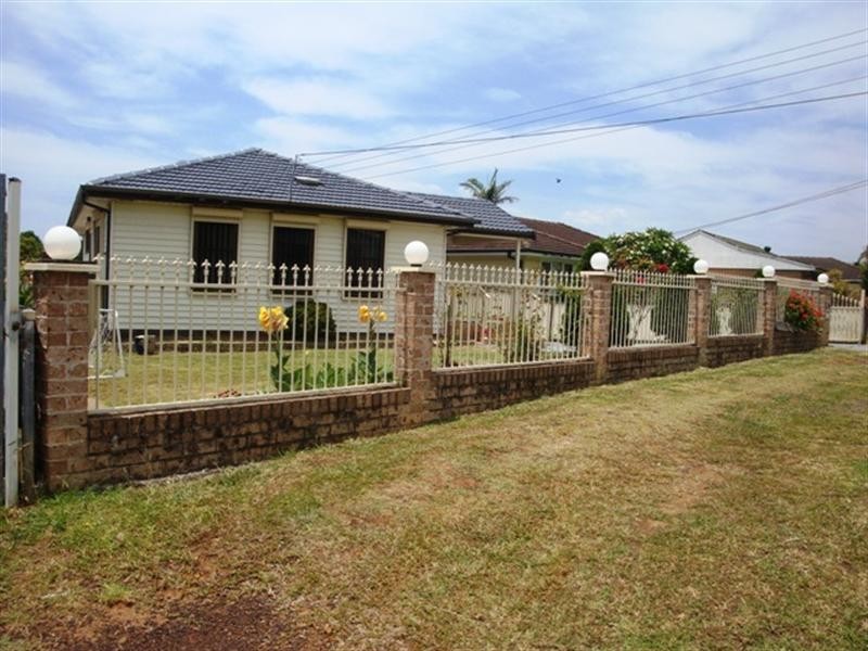 14 Donegal Avenue, Smithfield NSW 2164