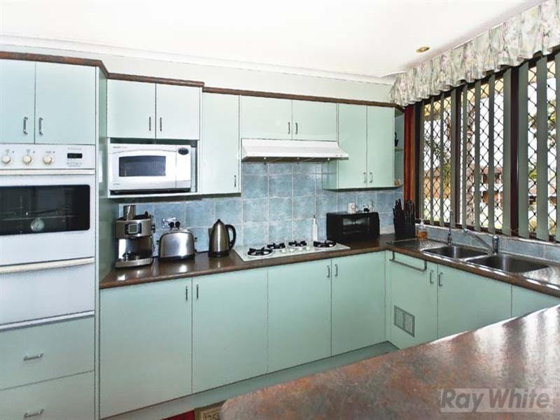 11 Serpentine Street, Bossley Park NSW 2176