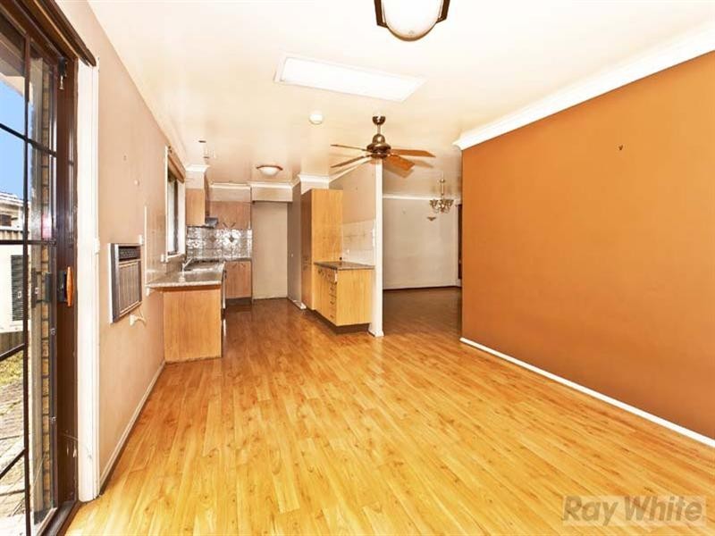 13 Ben Lomond Street, Bossley Park NSW 2176