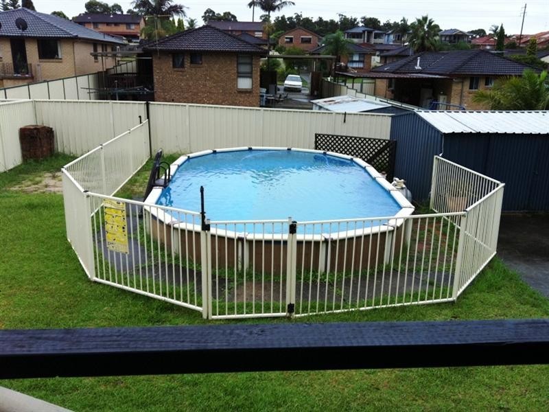 4 Burramy Close, Bossley Park NSW 2176