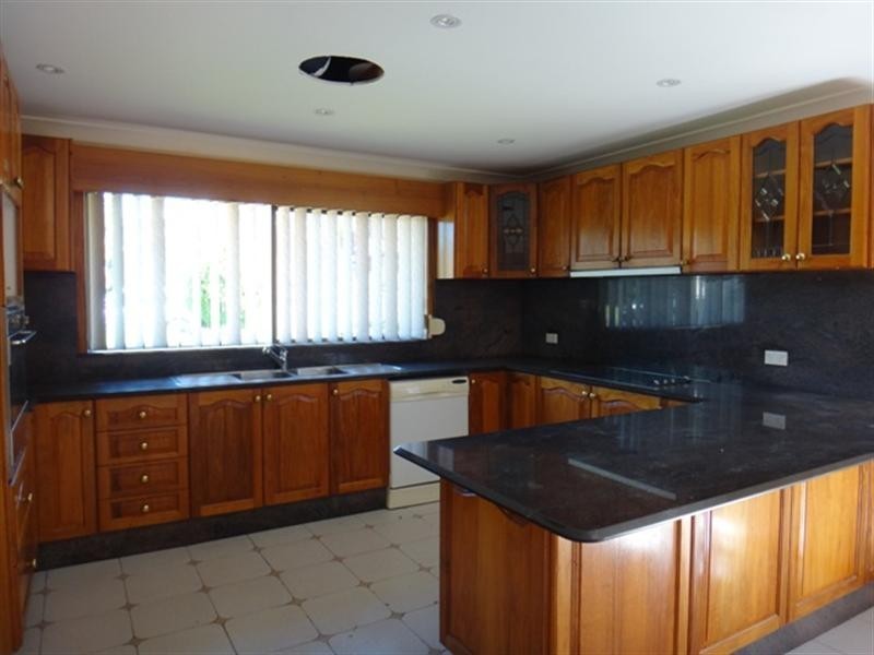 33 Stevenson Street, Wetherill Park NSW 2164