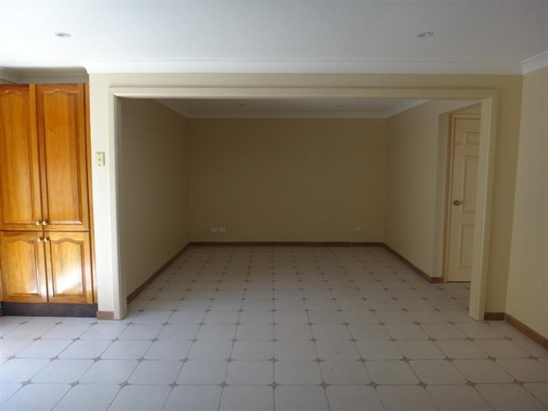 33 Stevenson Street, Wetherill Park NSW 2164