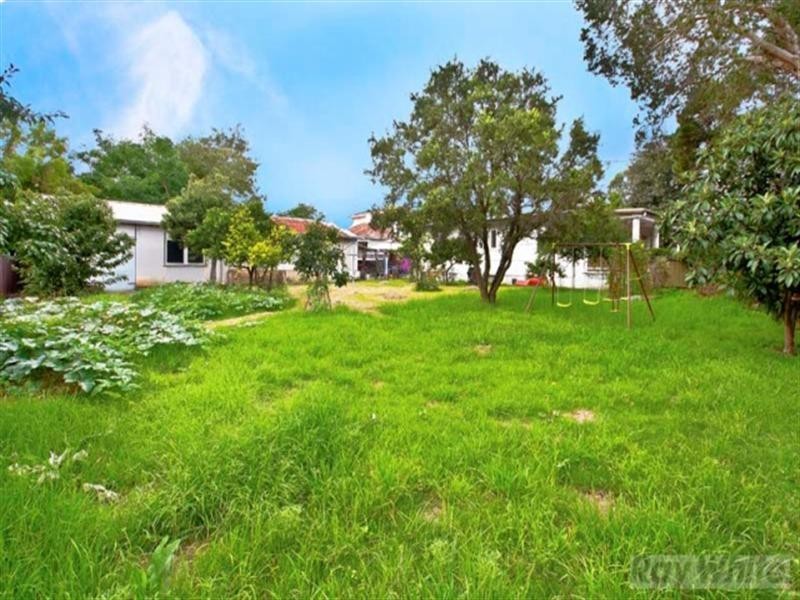 2 Quarry Road, Bossley Park NSW 2176