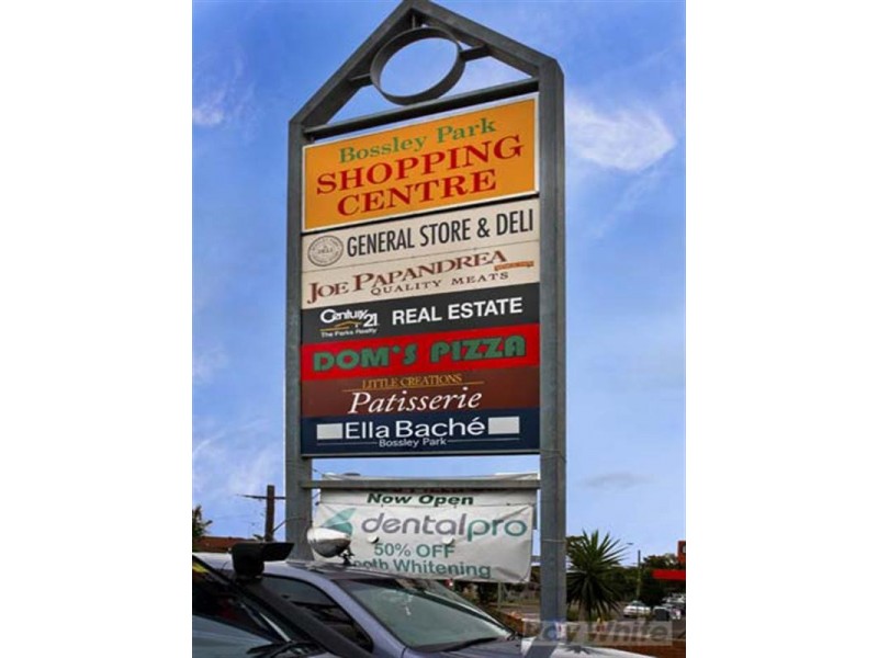 2 Quarry Road, Bossley Park NSW 2176