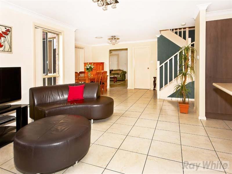 17 Hannan Place, Prairiewood NSW 2176