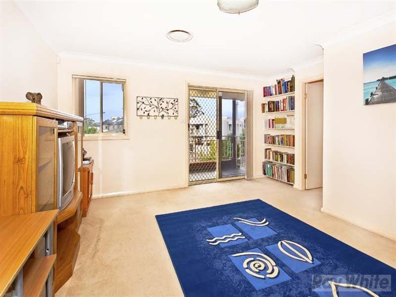 17 Hannan Place, Prairiewood NSW 2176