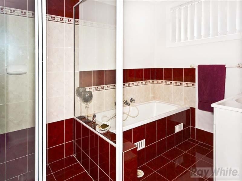 28 Wallis Crescent, Cecil Hills NSW 2171