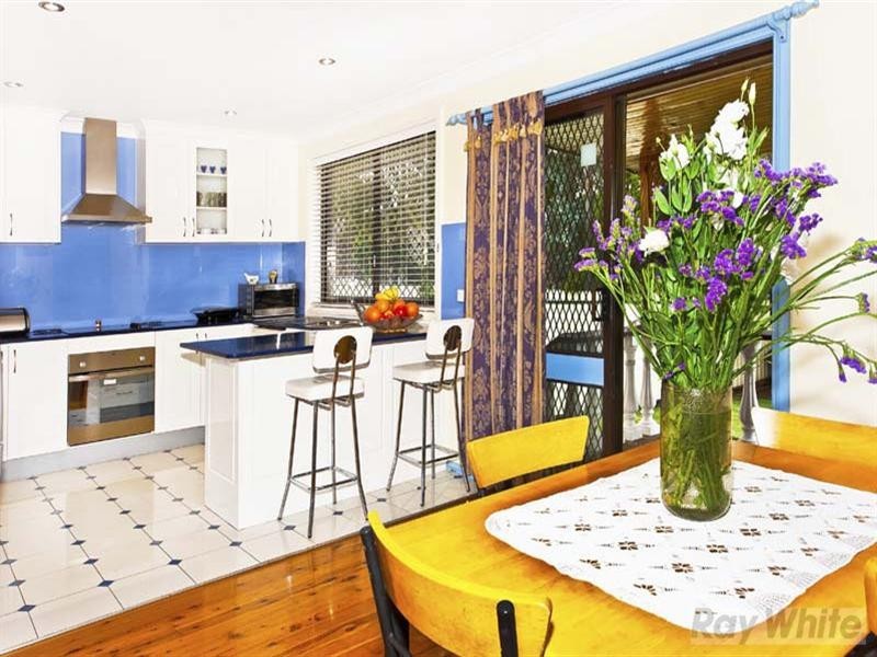 18 Waygara Avenue, Green Valley NSW 2168