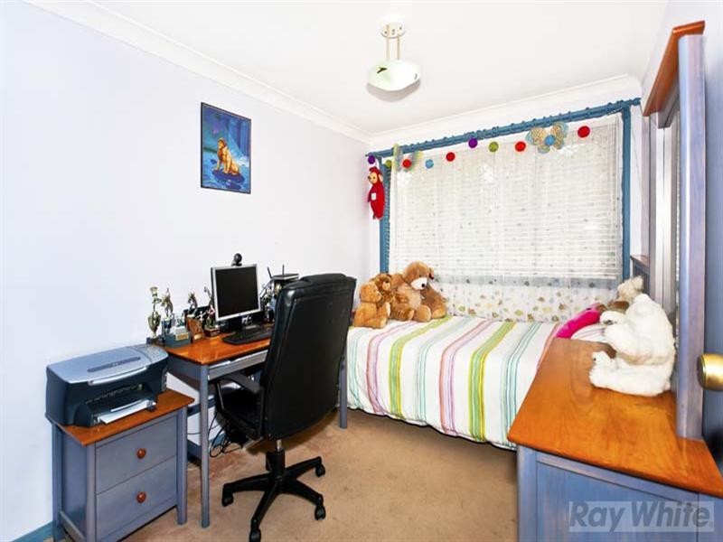 18 Waygara Avenue, Green Valley NSW 2168