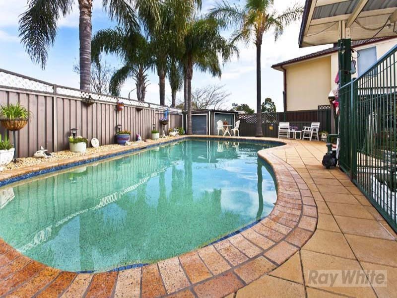 35 Gundagai Crescent, Wakeley NSW 2176