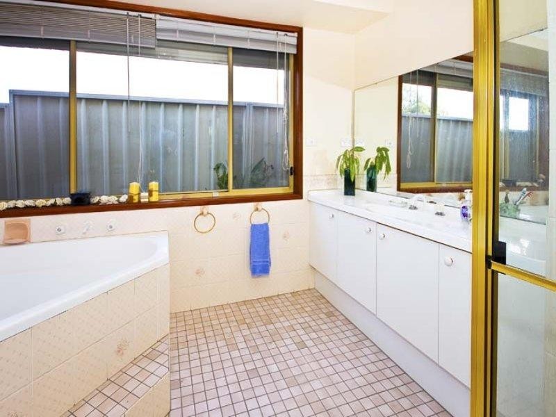 5 Middlehope Street, Bonnyrigg Heights NSW 2177