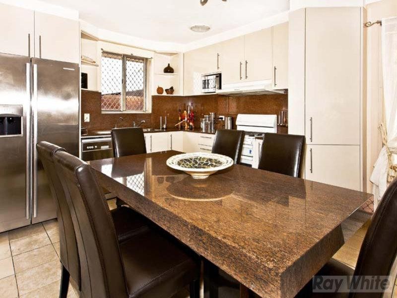 26 Baudin Crescent, Fairfield West NSW 2165