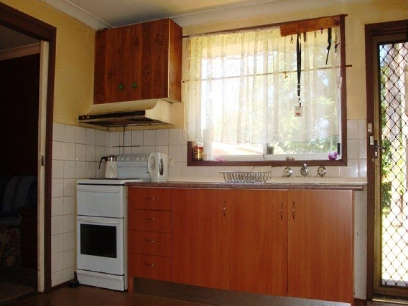 11 Westwood Street, Prairiewood NSW 2176