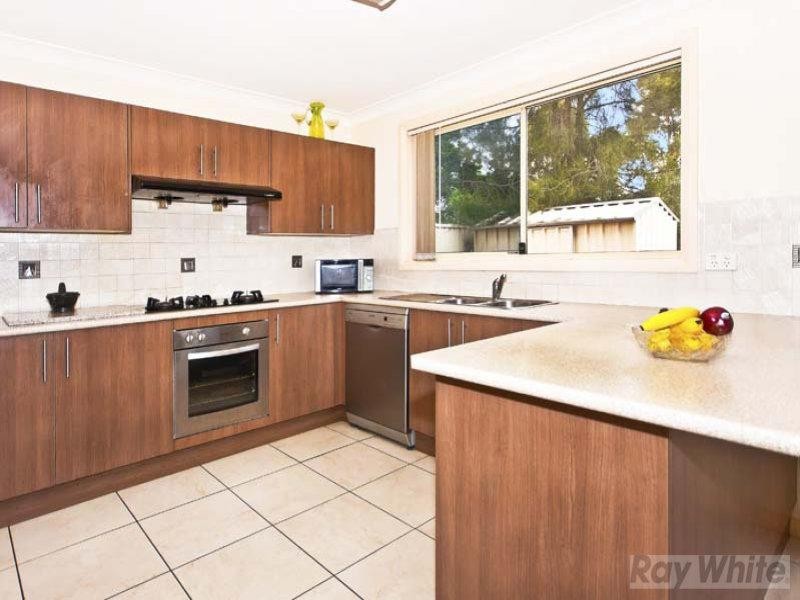 17 Hannan Place, Prairiewood NSW 2176