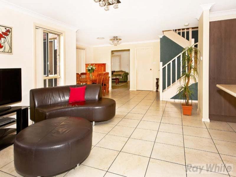 17 Hannan Place, Prairiewood NSW 2176