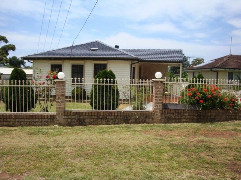 14 Donegal Avenue, Smithfield NSW 2164