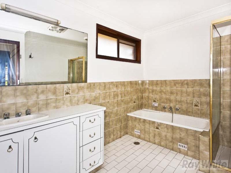 13 Ben Lomond Street, Bossley Park NSW 2176