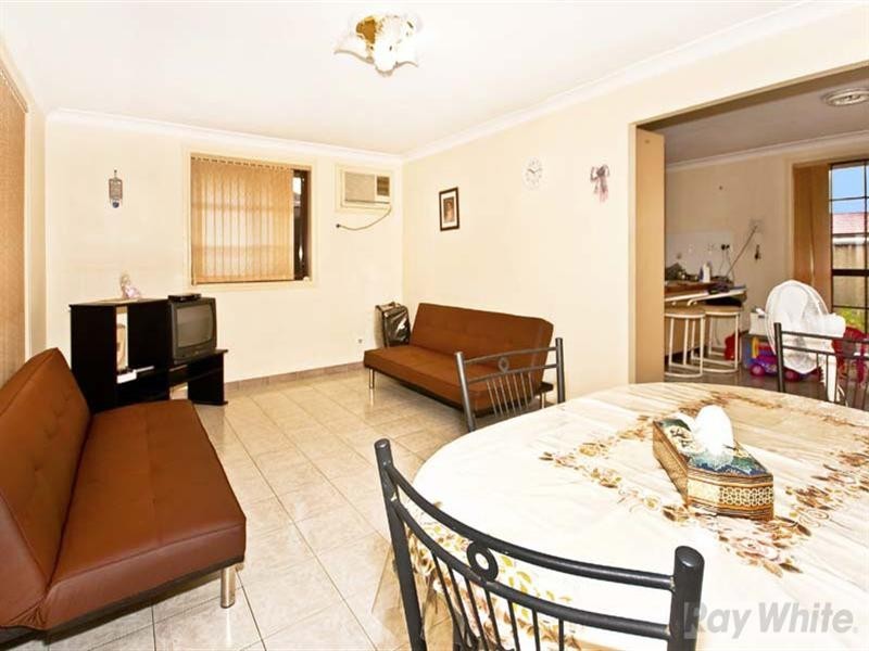 13 Ben Lomond Street, Bossley Park NSW 2176