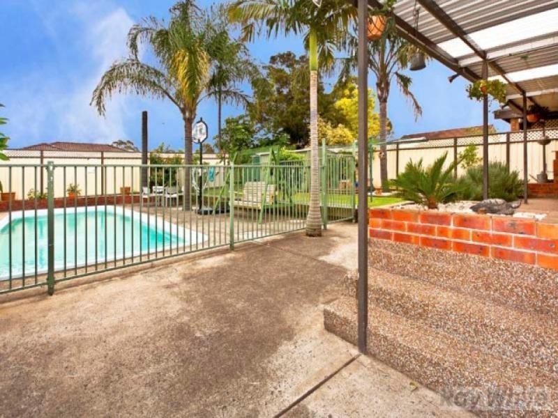 39 Locke Street, Wetherill Park NSW 2164