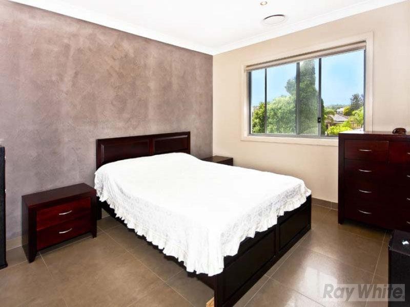 5 Murrumbidgee Street, Bossley Park NSW 2176