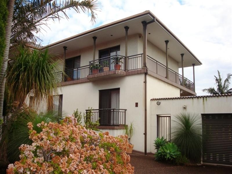 6 Gawler Place, Bossley Park NSW 2176