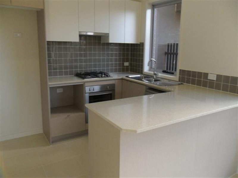 3 Reeves Crescent, Bonnyrigg NSW 2177